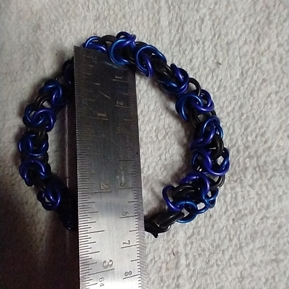 Blue black anodized large link bracelet - Picture 2 of 3